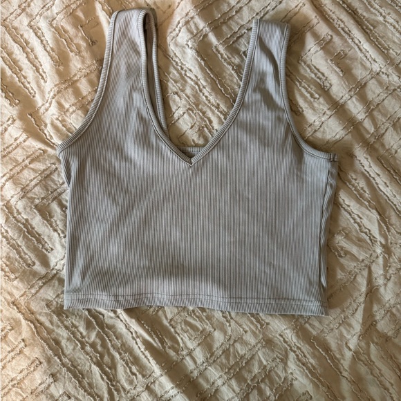 Amazon Gray Ribbed Crop Top - Picture 1 of 2